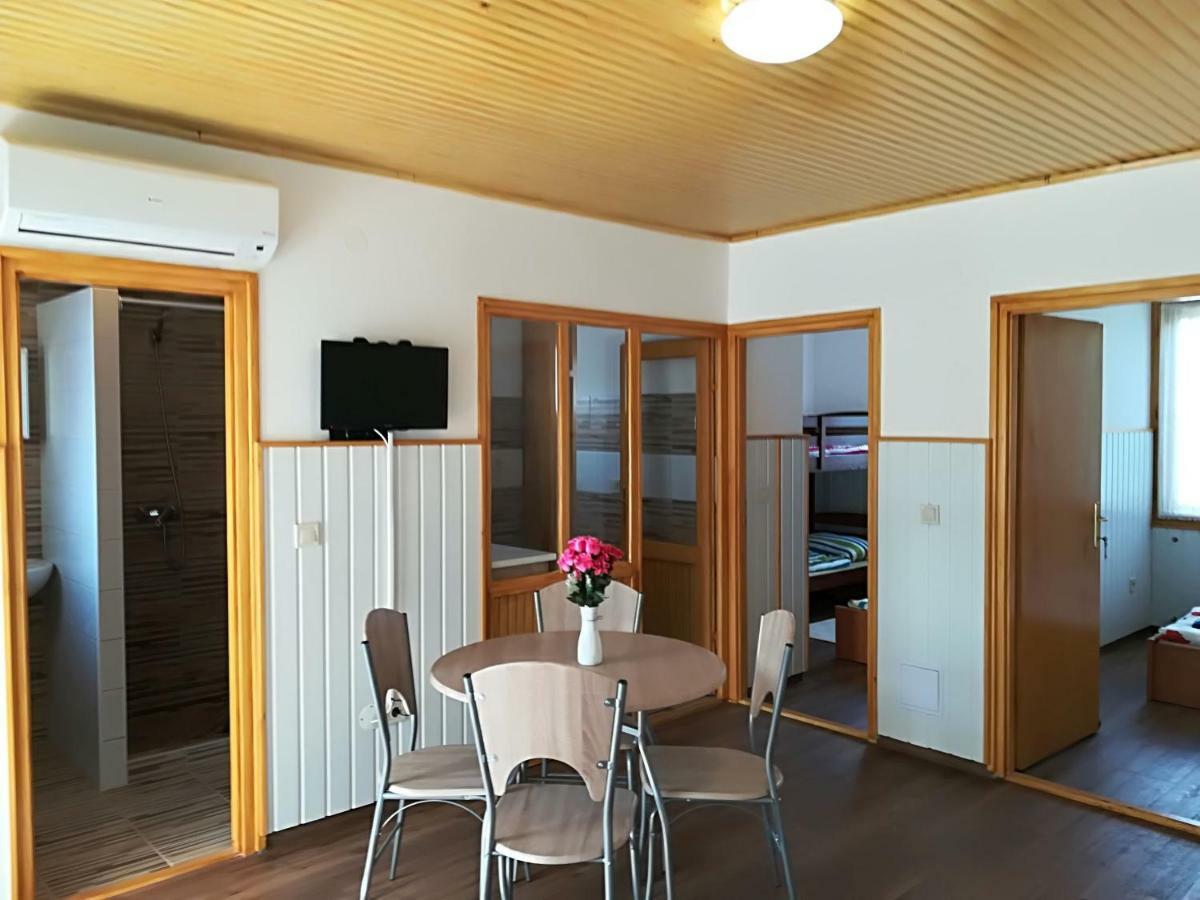 Hovirag Apartman 2 Гайдусобосло Екстер'єр фото